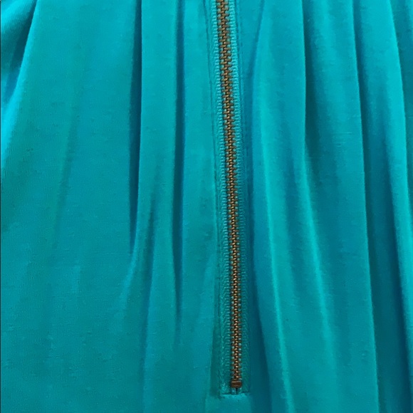 Bebe Dress - Picture 6 of 7